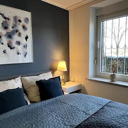 Gemuetliches Mit Bad Und Eigenem Eingang In Altstadtvilla דירה *