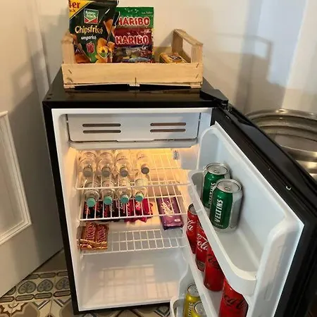 Gemuetliches Mit Bad Und Eigenem Eingang In Altstadtvilla *