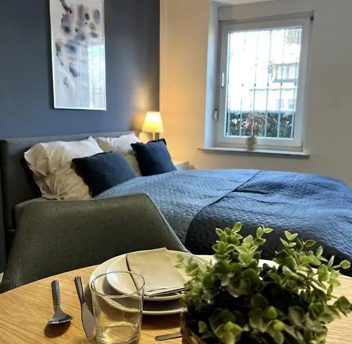 Διαμέρισμα Gemuetliches Mit Bad Und Eigenem Eingang In Altstadtvilla *