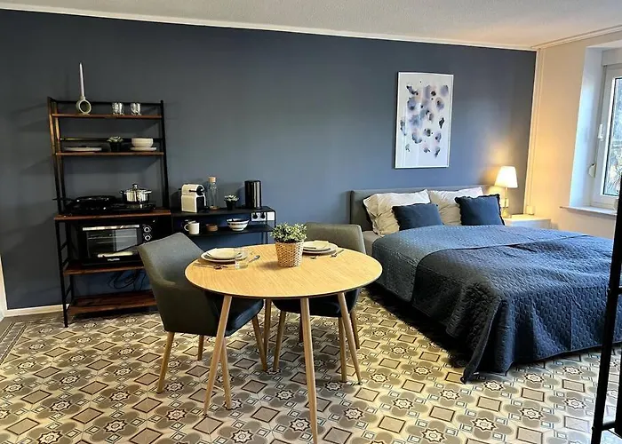 Διαμέρισμα Gemuetliches Mit Bad Und Eigenem Eingang In Altstadtvilla